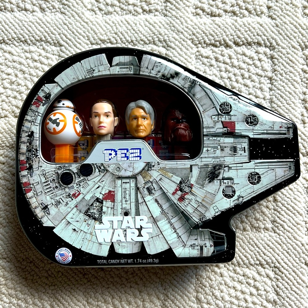 PEZ Star Wars Millennium Falcon 2017 Collectible Gift Tin Set New Sealed
